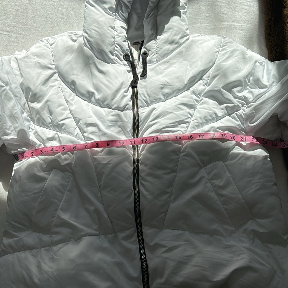 Oversized White Puffer Jacket - image 6